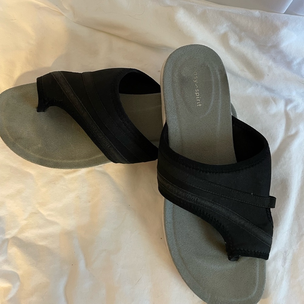 Easy Spirit Selola2 Flip Flop Sandals